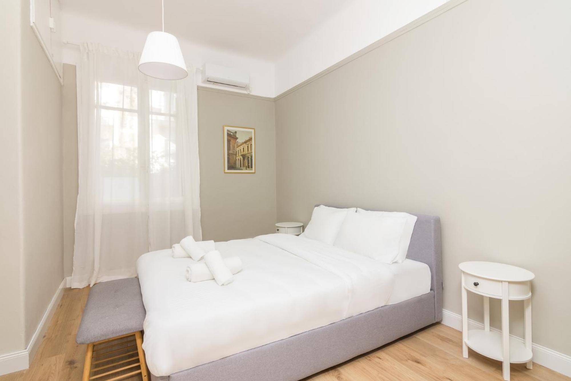 Great House W/ Private Parking Apartment Athens Ngoại thất bức ảnh