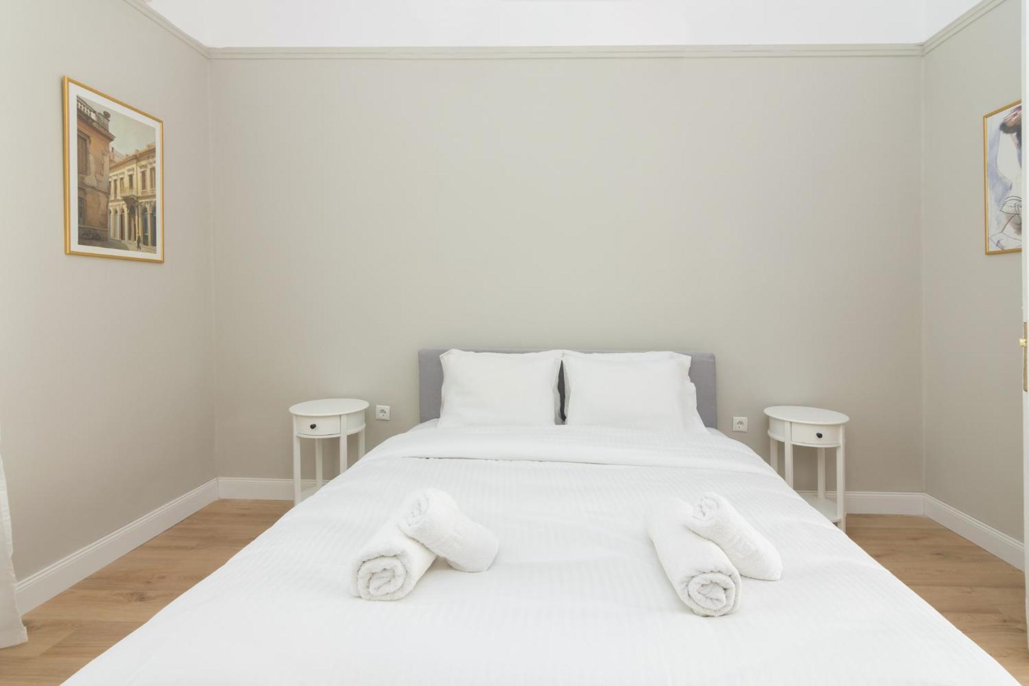 Great House W/ Private Parking Apartment Athens Ngoại thất bức ảnh
