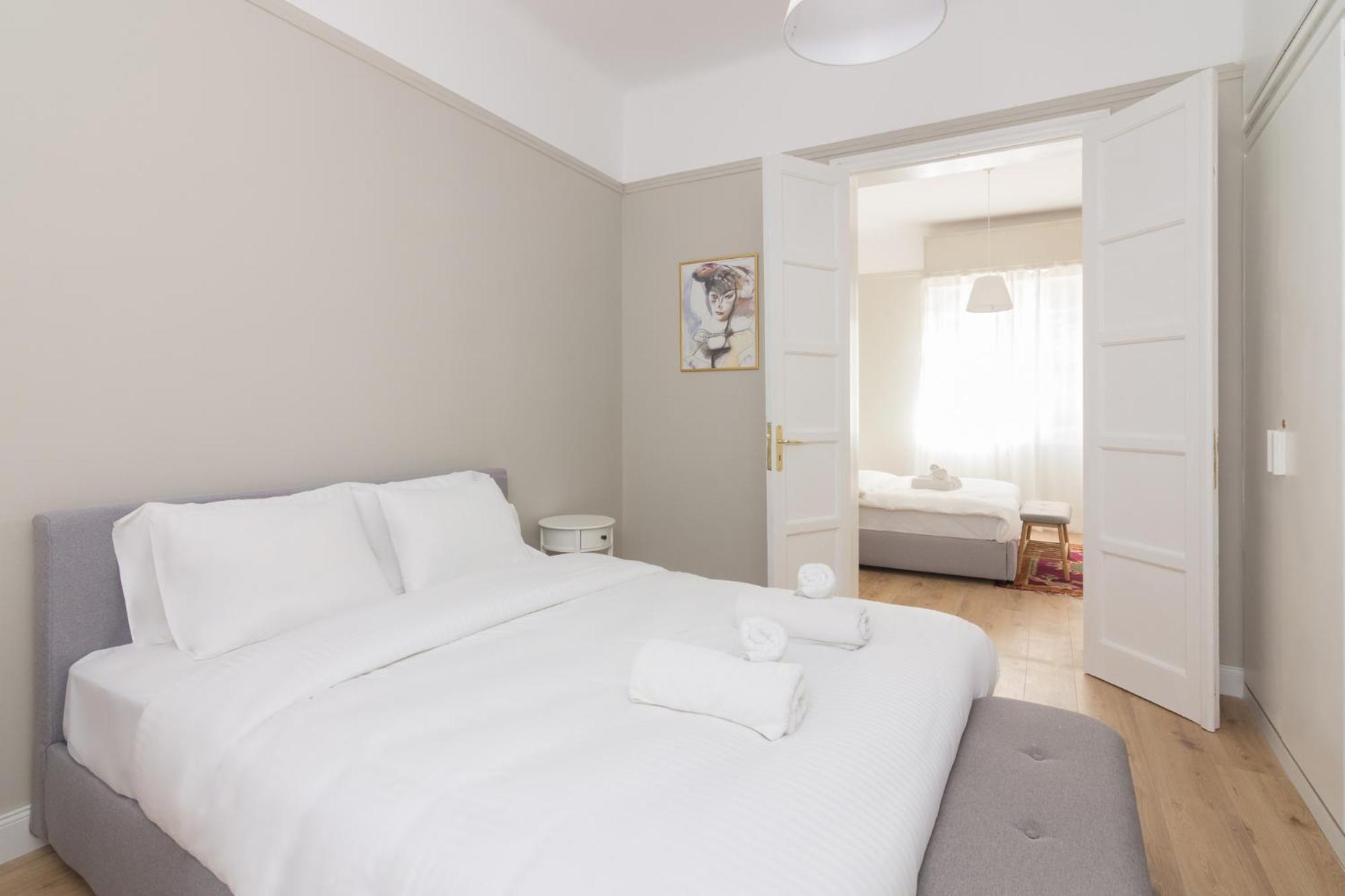 Great House W/ Private Parking Apartment Athens Ngoại thất bức ảnh