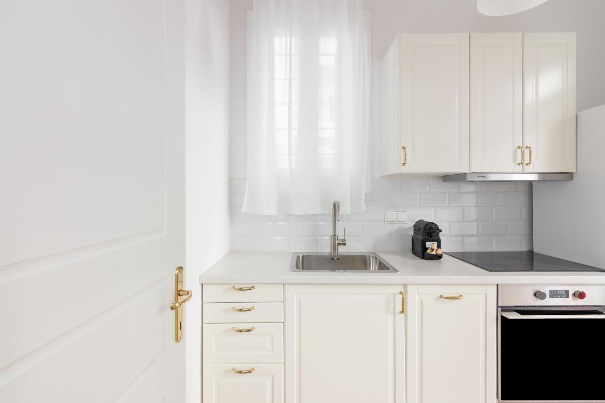Great House W/ Private Parking Apartment Athens Ngoại thất bức ảnh