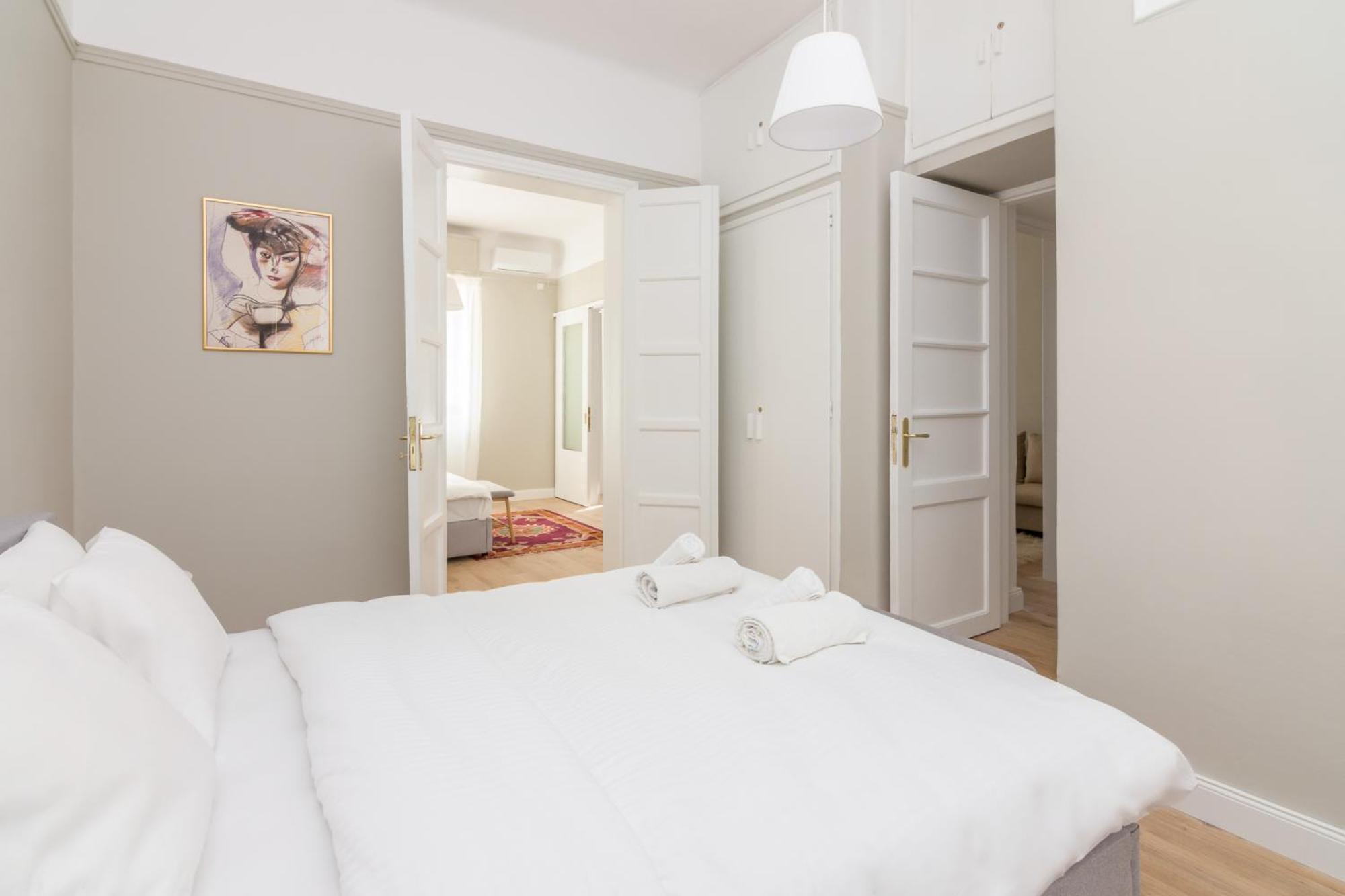 Great House W/ Private Parking Apartment Athens Ngoại thất bức ảnh