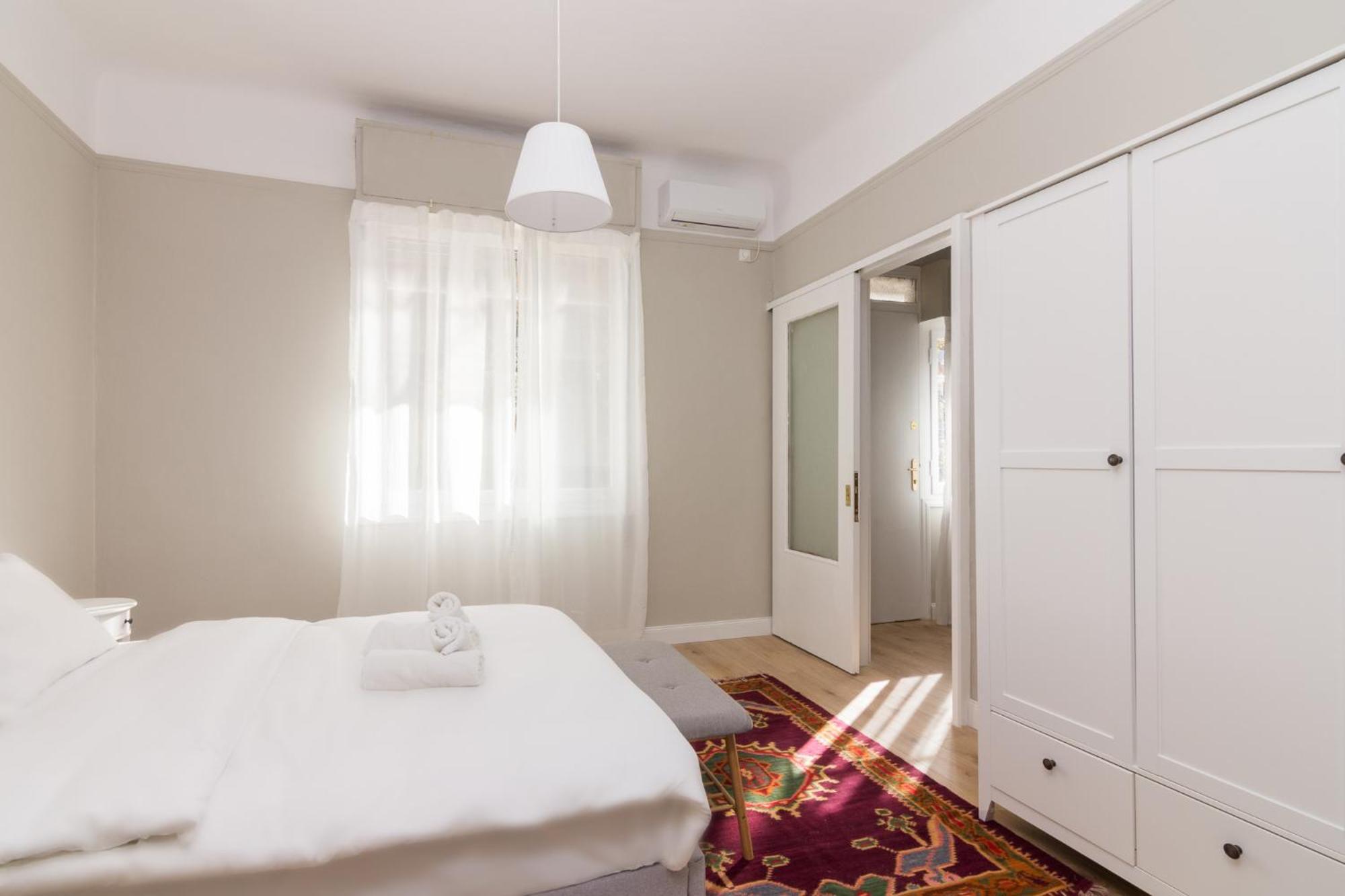 Great House W/ Private Parking Apartment Athens Ngoại thất bức ảnh